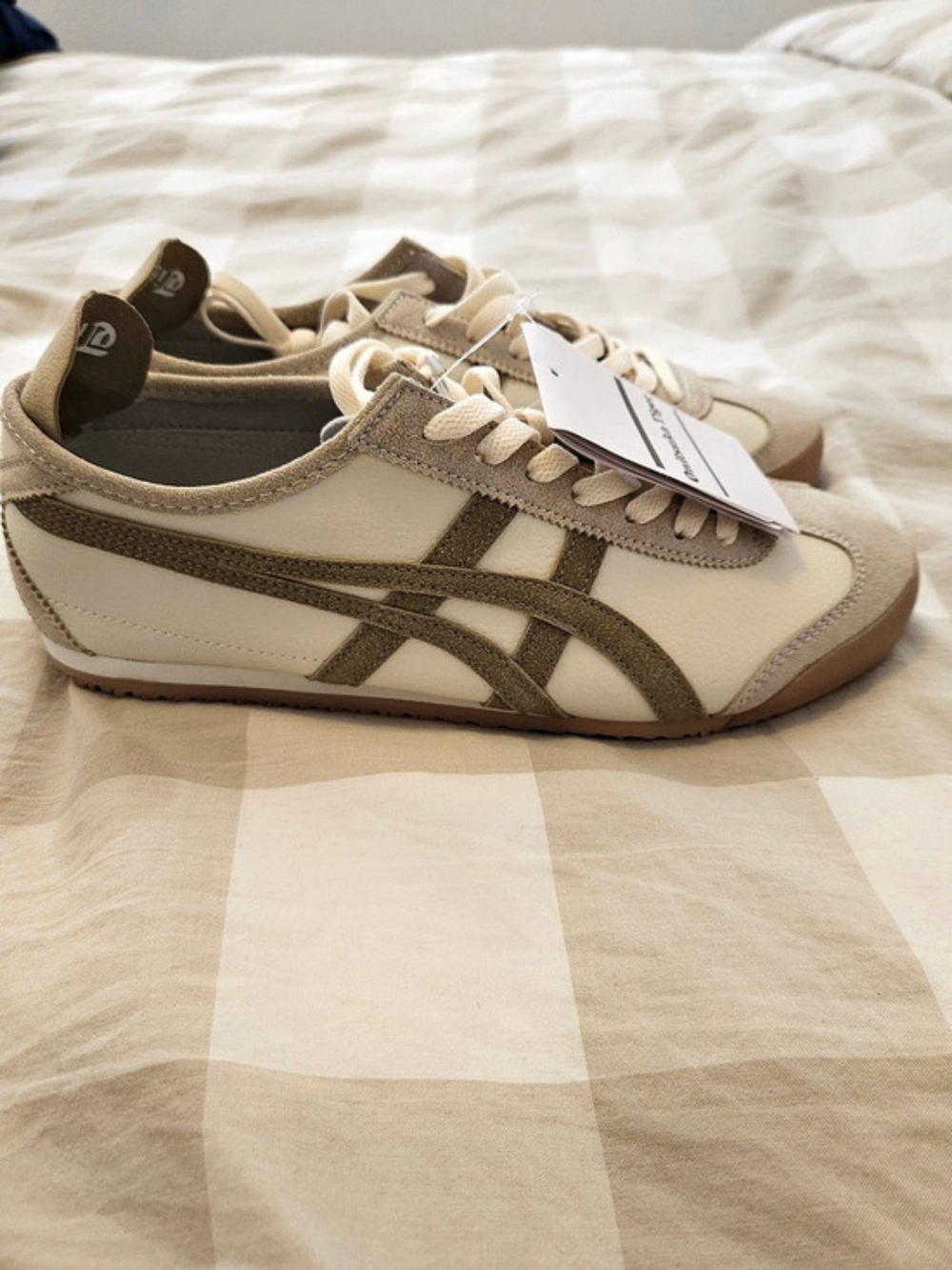 Onitsuka Tiger Sneakers Cream & Brown US 10 NWT